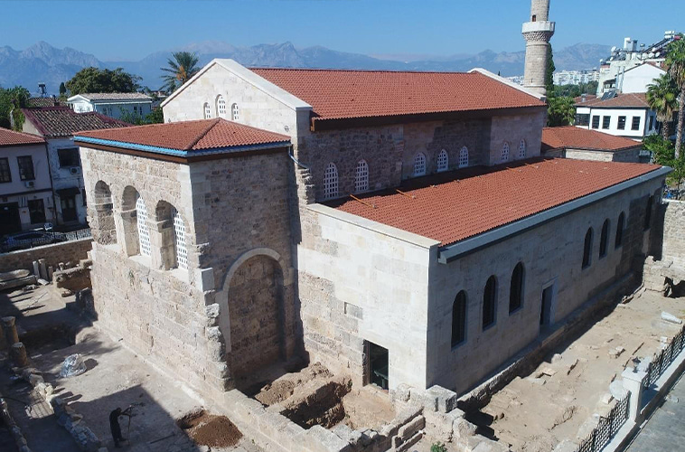 Antalya Kesik Minare Camii